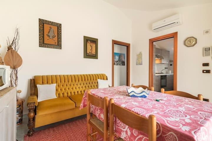 Casa Vacanze Nuraghe Talia Olmedo Buitenkant foto